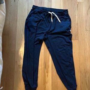 Vuori Women’s Vuori Dark Blue Joggers with White Drawstring